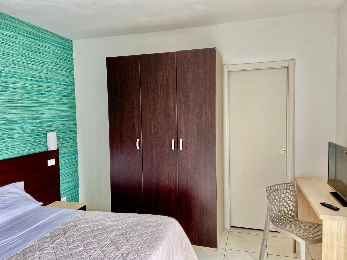 Residence Acqua Suite Marina Rimini Zewnętrze zdjęcie