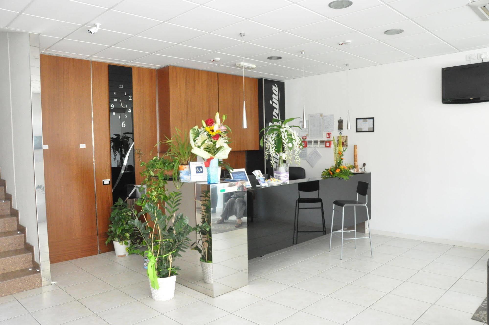 Residence Acqua Suite Marina Rimini Zewnętrze zdjęcie