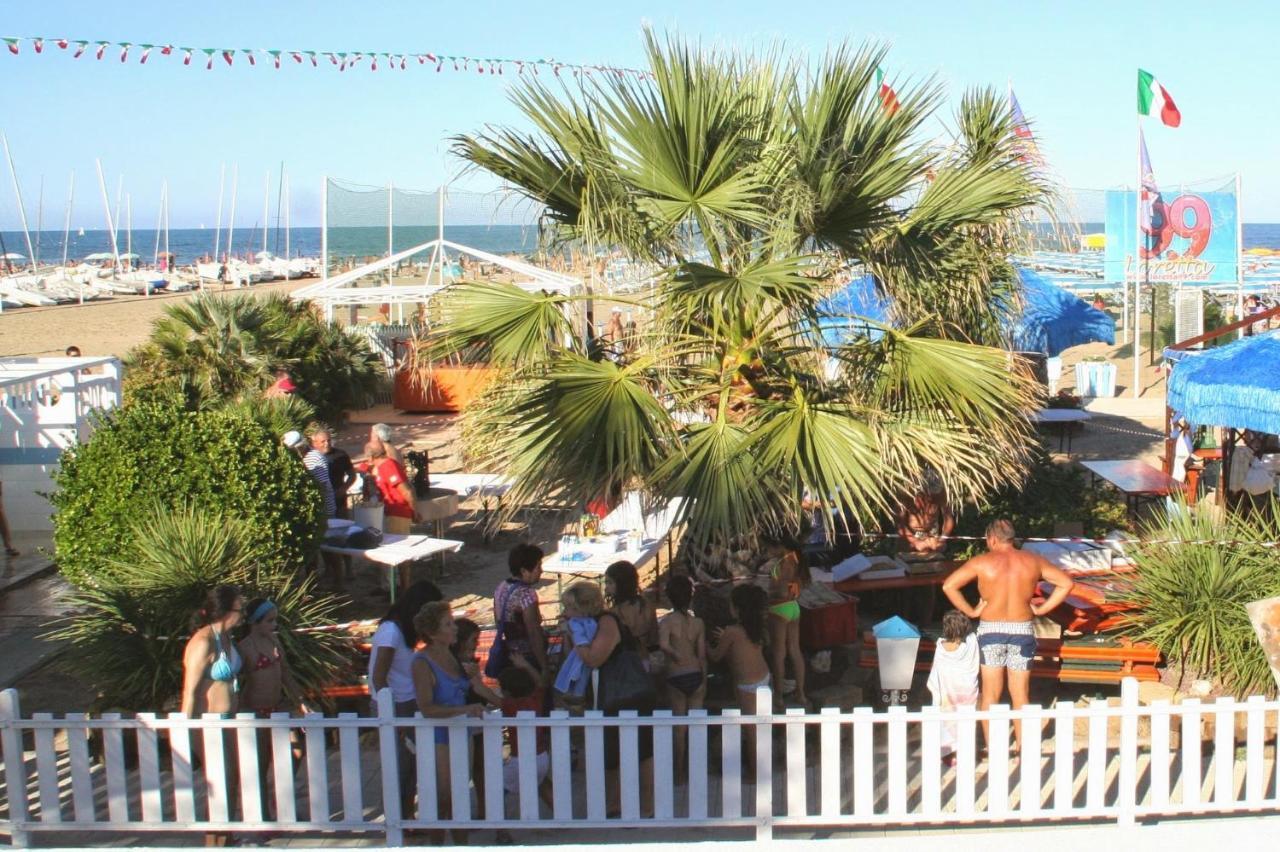 Residence Acqua Suite Marina Rimini Zewnętrze zdjęcie